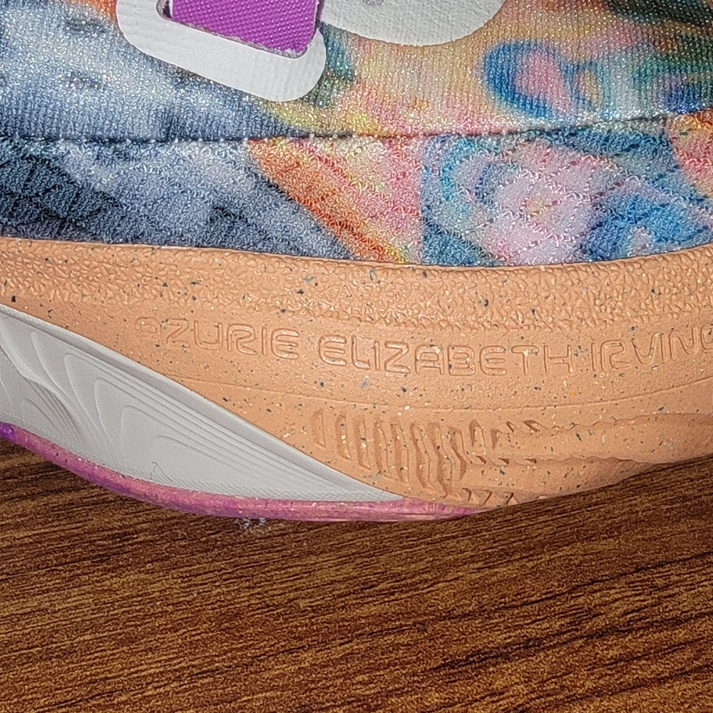 Kyrie 8 unreleased Circle of Life size 5(5.5) - Picture 13 of 15